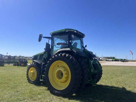 2022 John Deere 7R 350 Tractor