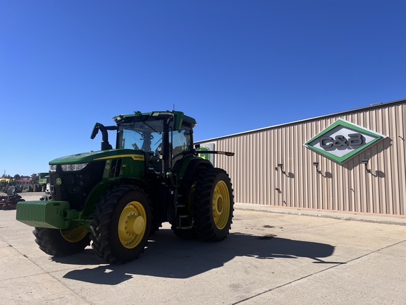 2022 John Deere 7R 350 Tractor