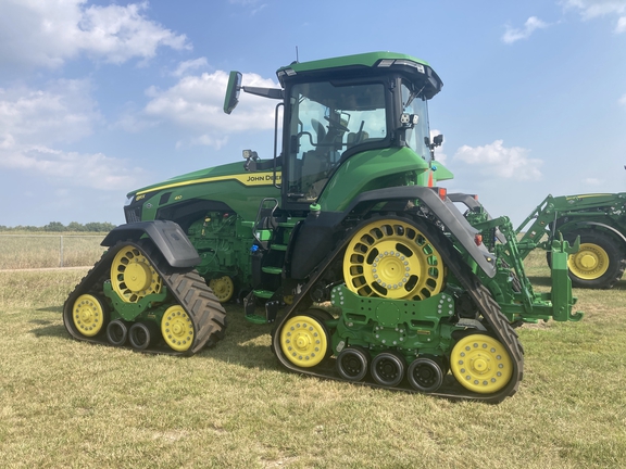 2024 John Deere 8RX 410 Tractor Rubber Track