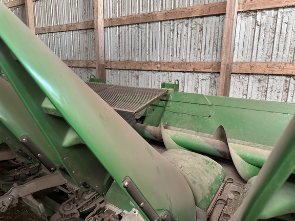 2010 John Deere 612C Header Corn Head