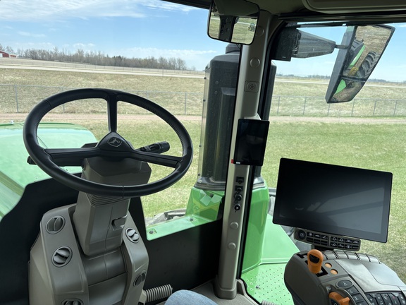 2024 John Deere 9R 540 Tractor 4WD