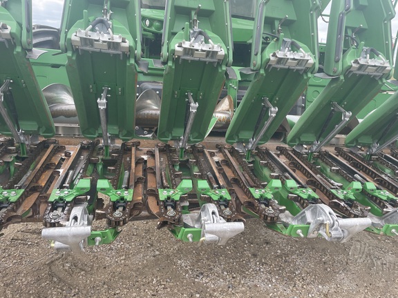 2018 John Deere 718C Header Corn Head