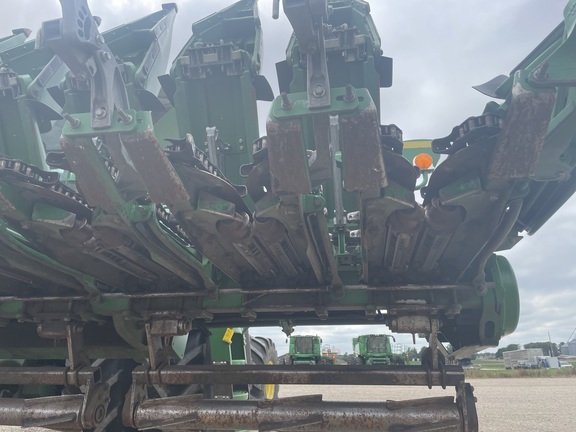 2018 John Deere 718C Header Corn Head