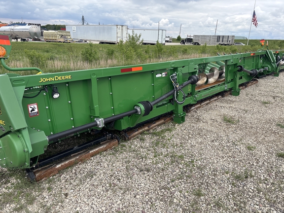 2018 John Deere 718C Header Corn Head