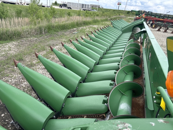 2018 John Deere 718C Header Corn Head