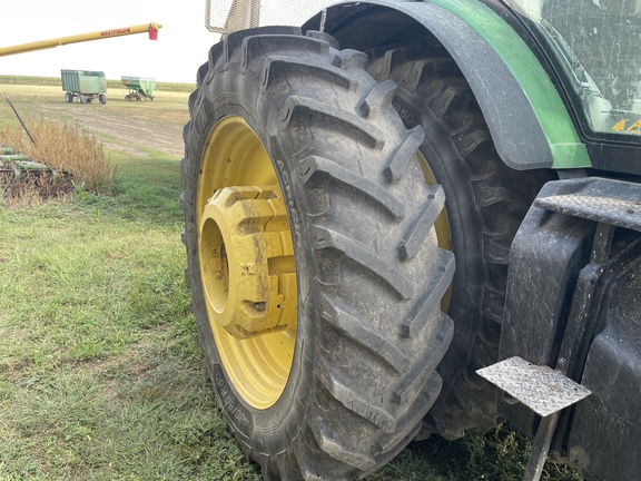 2012 John Deere 8335R Tractor