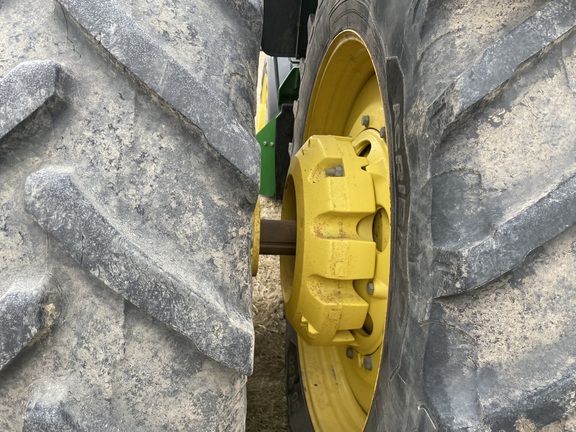 2012 John Deere 8335R Tractor