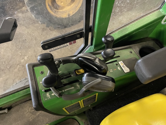 2022 John Deere 1580 Mower/Front Deck