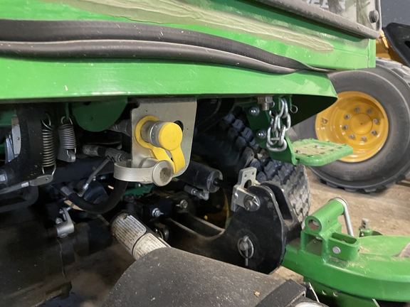 2022 John Deere 1580 Mower/Front Deck