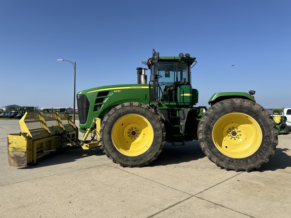 2010 John Deere 9430 Tractor 4WD