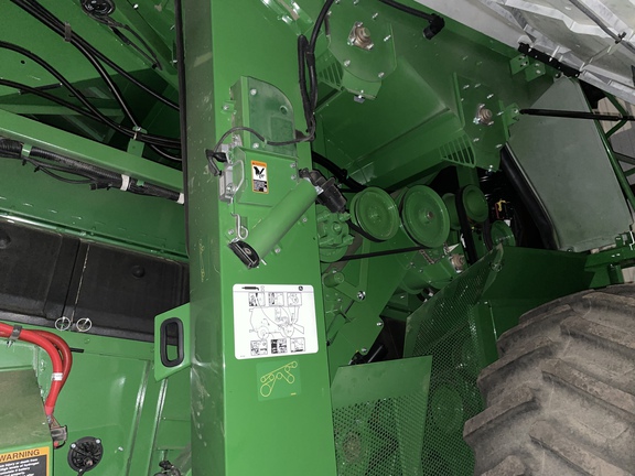 2024 John Deere S770 Combine