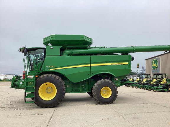 2024 John Deere S770 Combine