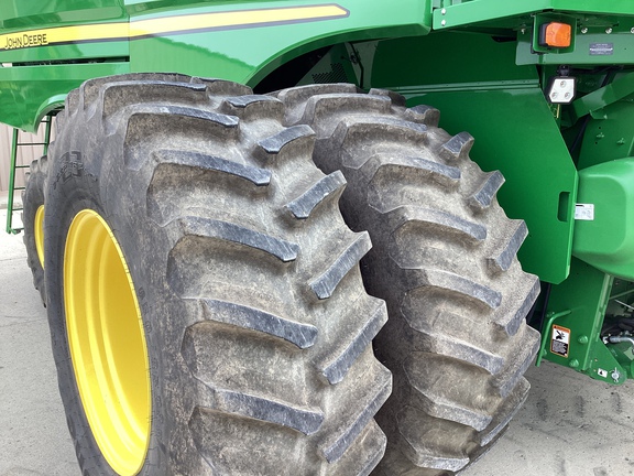 2024 John Deere S770 Combine