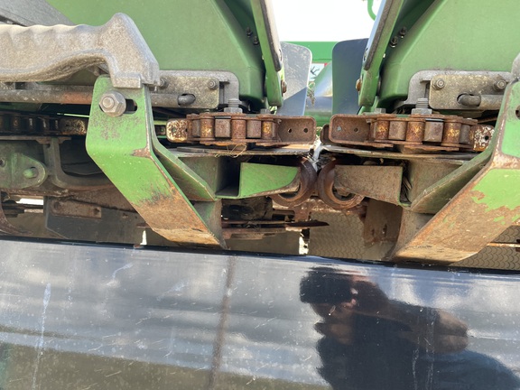 2009 John Deere 608C StalkMaster Header Corn Head