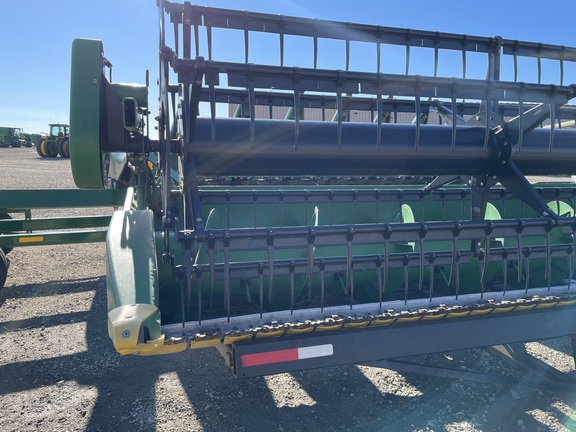 2009 John Deere 630F Header Combine