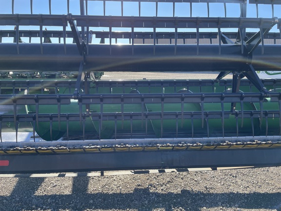 2009 John Deere 630F Header Combine