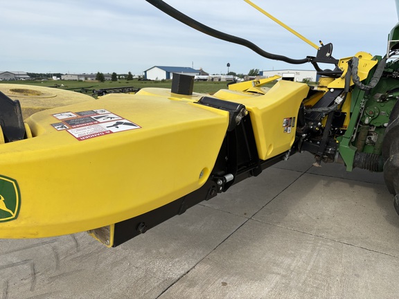 2023 John Deere 772 Header Forage