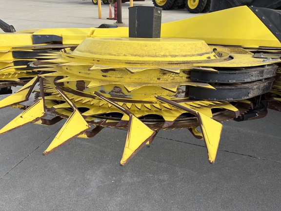 2023 John Deere 772 Header Forage