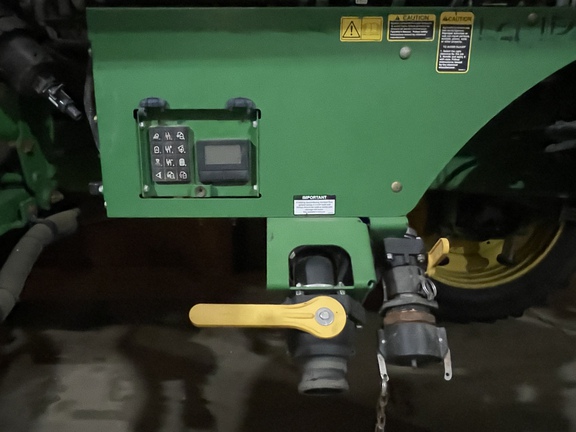 2017 John Deere R4045 Sprayer/High Clearance