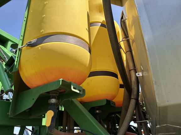 2017 John Deere R4045 Sprayer/High Clearance