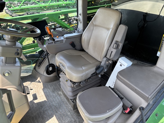 2017 John Deere R4045 Sprayer/High Clearance