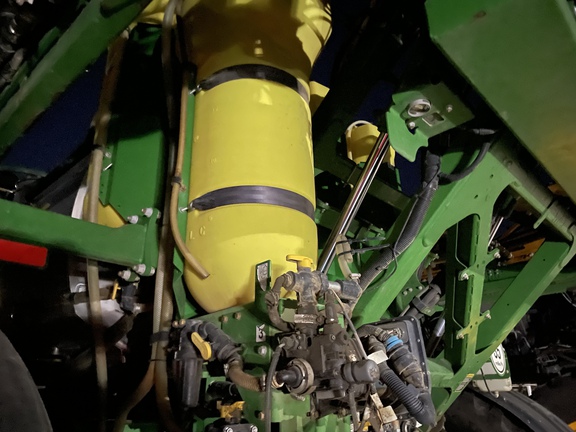 2016 John Deere R4045 Sprayer/High Clearance