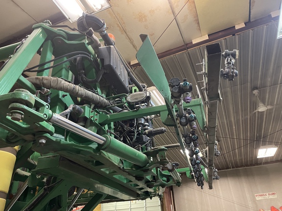 2016 John Deere R4045 Sprayer/High Clearance