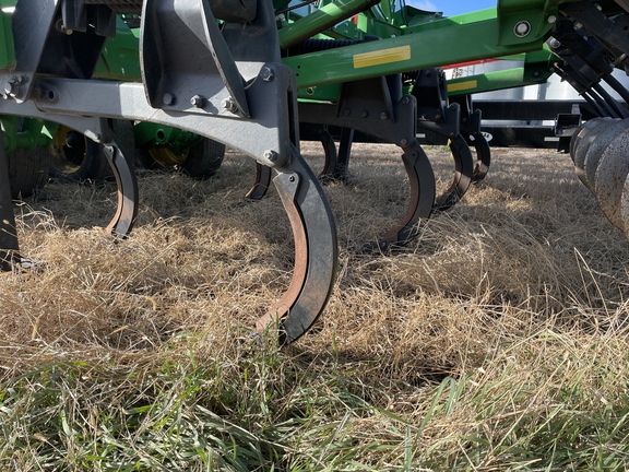 2015 John Deere 2730 Disk Ripper