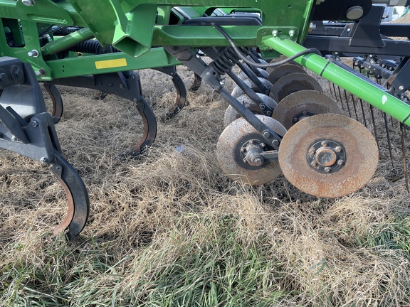 2015 John Deere 2730 Disk Ripper