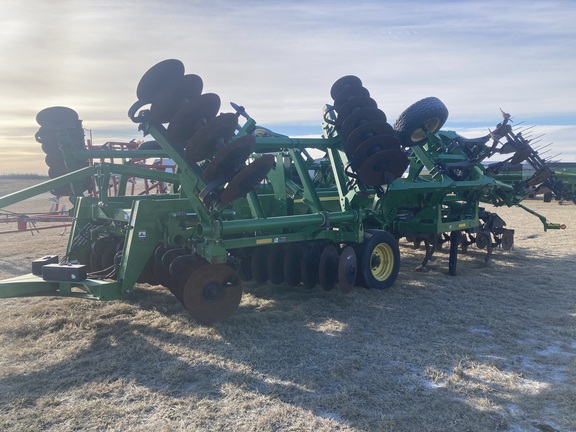 2015 John Deere 2730 Disk Ripper