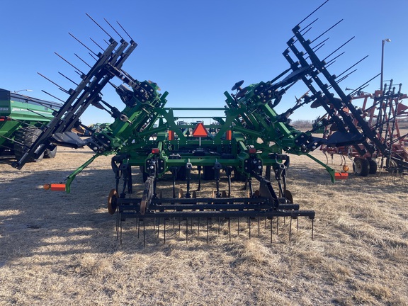 2015 John Deere 2730 Disk Ripper