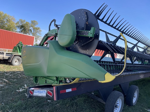 2019 John Deere 735FD Header Combine