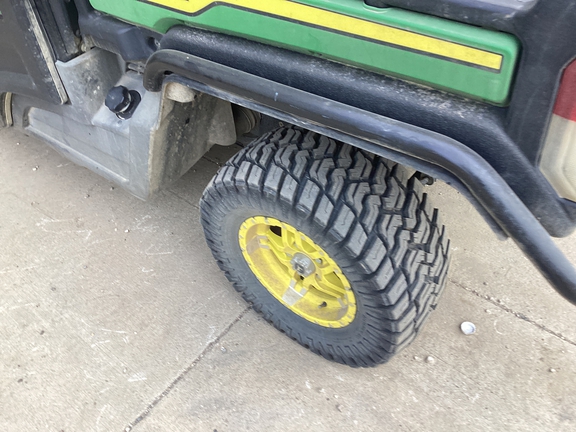2024 John Deere XUV 835R ATV