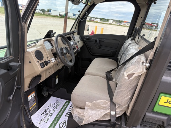 2024 John Deere XUV 835R ATV