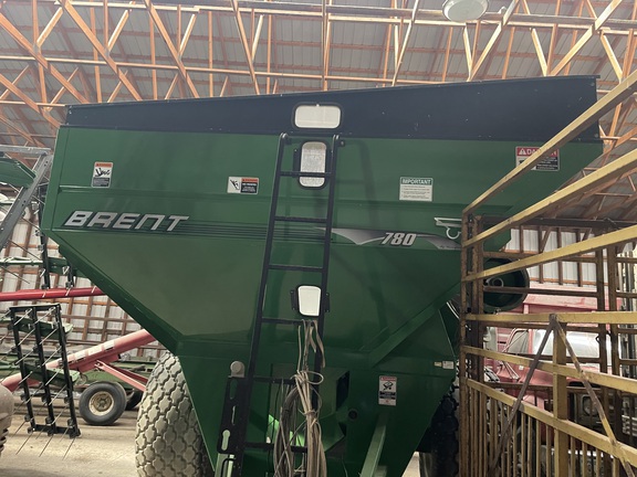 2007 Brent 780 Grain Cart