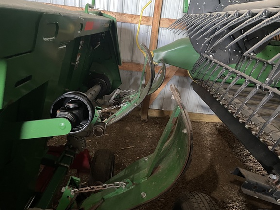 2014 John Deere 608C Header Corn Head