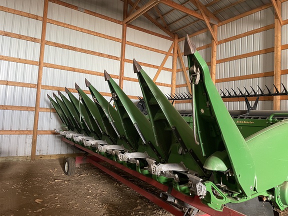 2014 John Deere 608C Header Corn Head