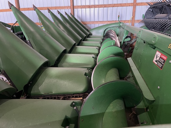 2014 John Deere 608C Header Corn Head