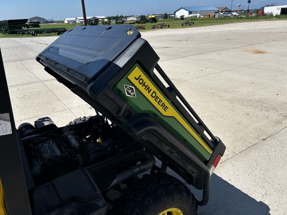 2022 John Deere XUV 835M ATV