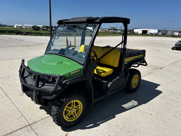 2022 John Deere XUV 835M ATV