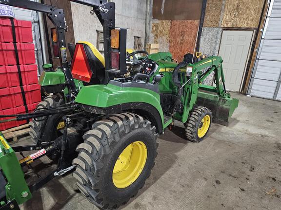 2020 John Deere 2032R Tractor Compact