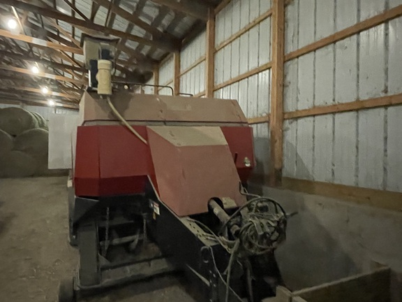 2002 Case IH LBX331 Baler/Big Square