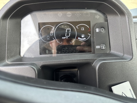 2023 John Deere XUV 835M ATV