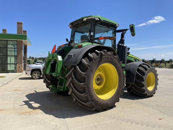 2022 John Deere 8R 370 Tractor