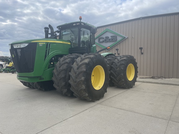2014 John Deere 9560R Tractor 4WD