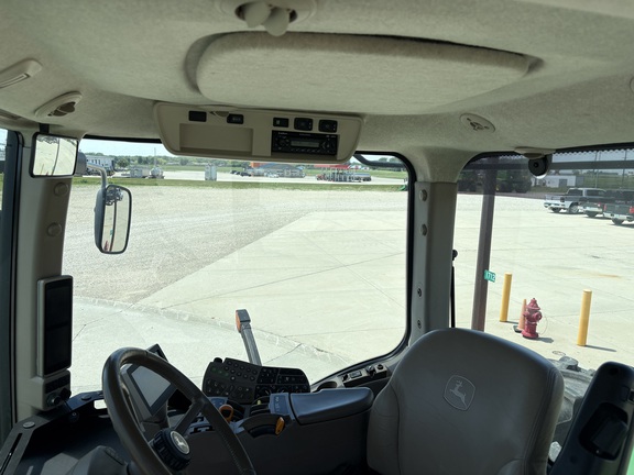 2014 John Deere 9560R Tractor 4WD