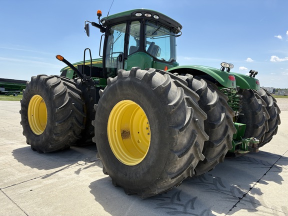 2014 John Deere 9560R Tractor 4WD