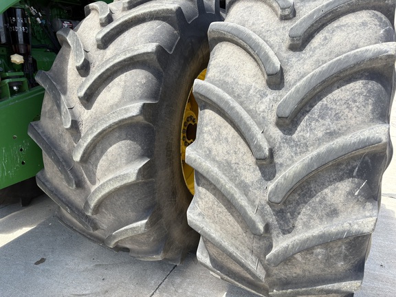 2014 John Deere 9560R Tractor 4WD