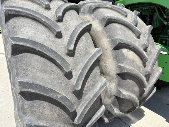 2014 John Deere 9560R Tractor 4WD