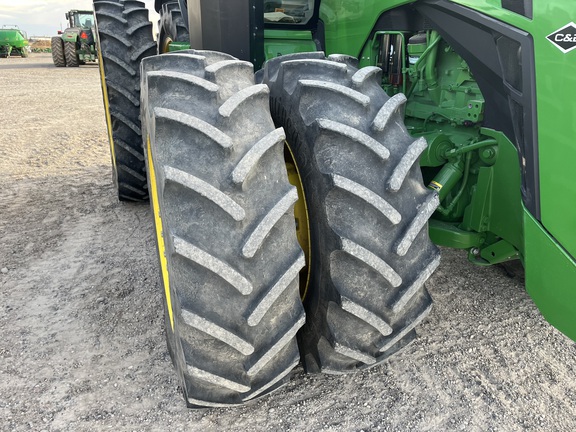 2023 John Deere 8R 370 Tractor